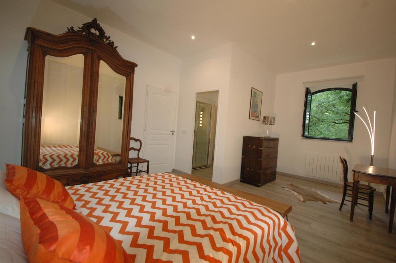 Gîte de charme à 15mn de Bordeaux Autonomie 100% Camblanes-et-Meynac Exterior foto