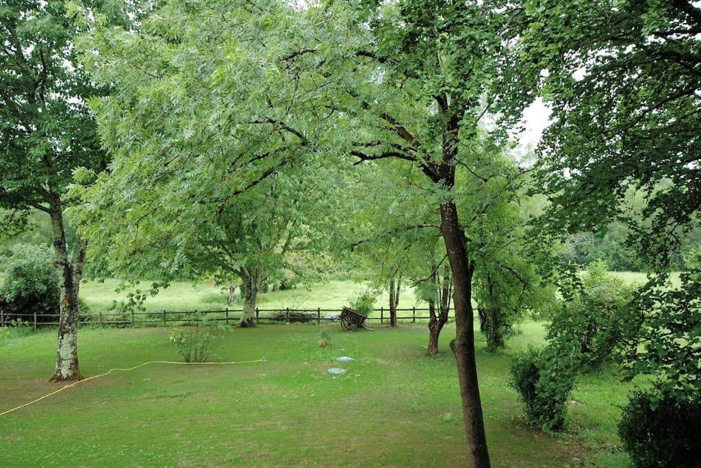 Gîte de charme à 15mn de Bordeaux Autonomie 100% Camblanes-et-Meynac Exterior foto